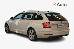 valkoinen Skoda Octavia 2019 kuva 2.