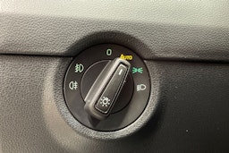 harmaa Skoda Octavia 2018 kuva 25.