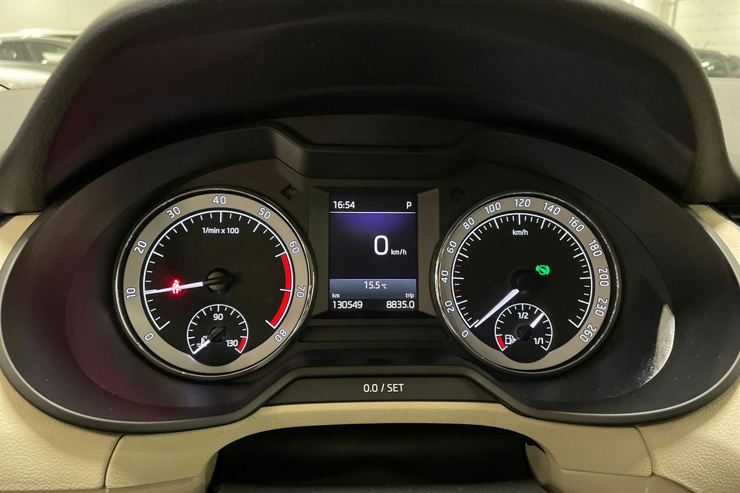 valkoinen Skoda Octavia 2018 kuva 18.