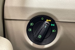 valkoinen Skoda Octavia 2018 kuva 19.