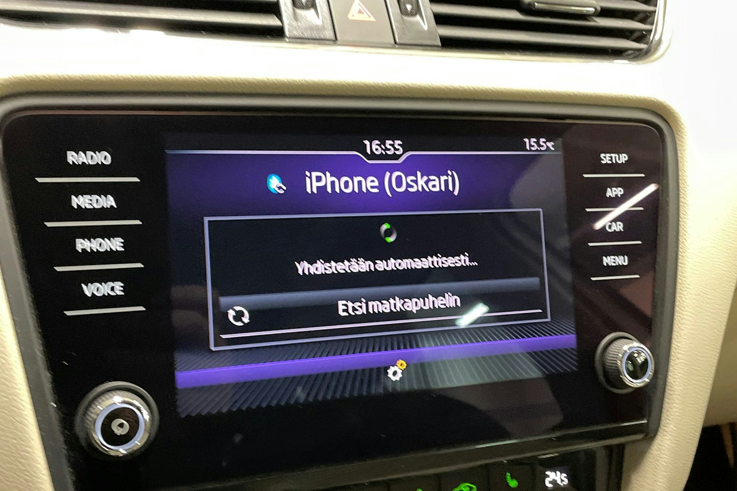 valkoinen Skoda Octavia 2018 kuva 24.