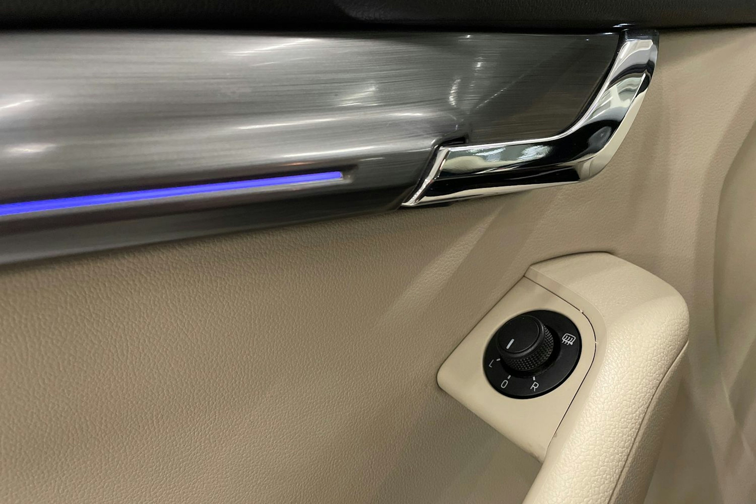 valkoinen Skoda Octavia 2018 kuva 34.