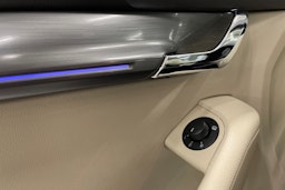 valkoinen Skoda Octavia 2018 kuva 34.