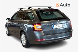 harmaa Skoda Octavia 2018 kuva 2.