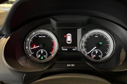 harmaa Skoda Octavia 2018 kuva 17.