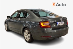 harmaa Skoda Octavia 2018 kuva 2.