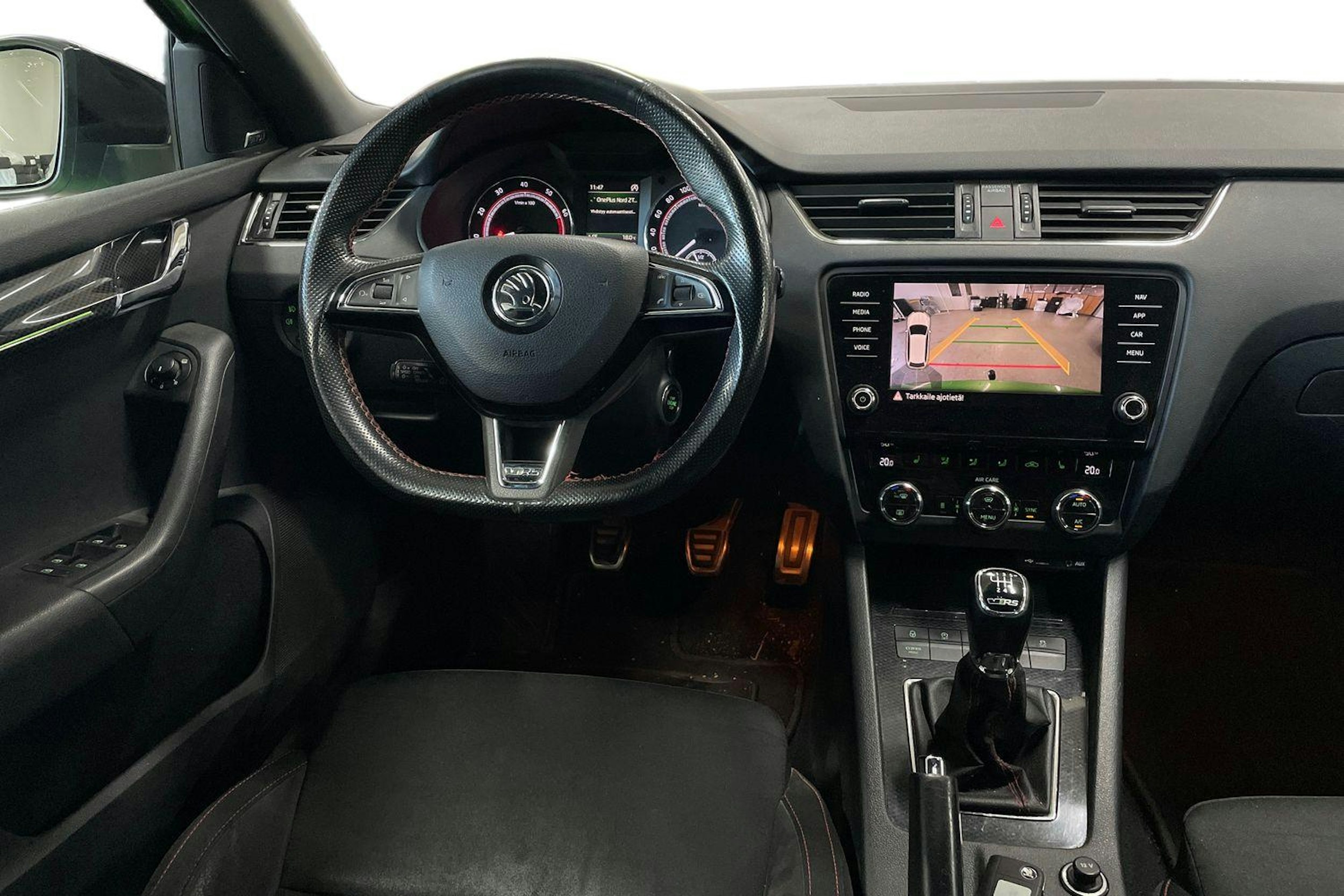 Vihreä Skoda OCTAVIA 2018 kuva 9.