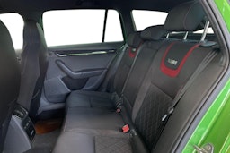 Vihreä Skoda OCTAVIA 2018 kuva 10.