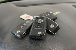 Vihreä Skoda OCTAVIA 2018 kuva 29.