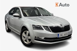 harmaa Skoda Octavia 2018 kuva 1.