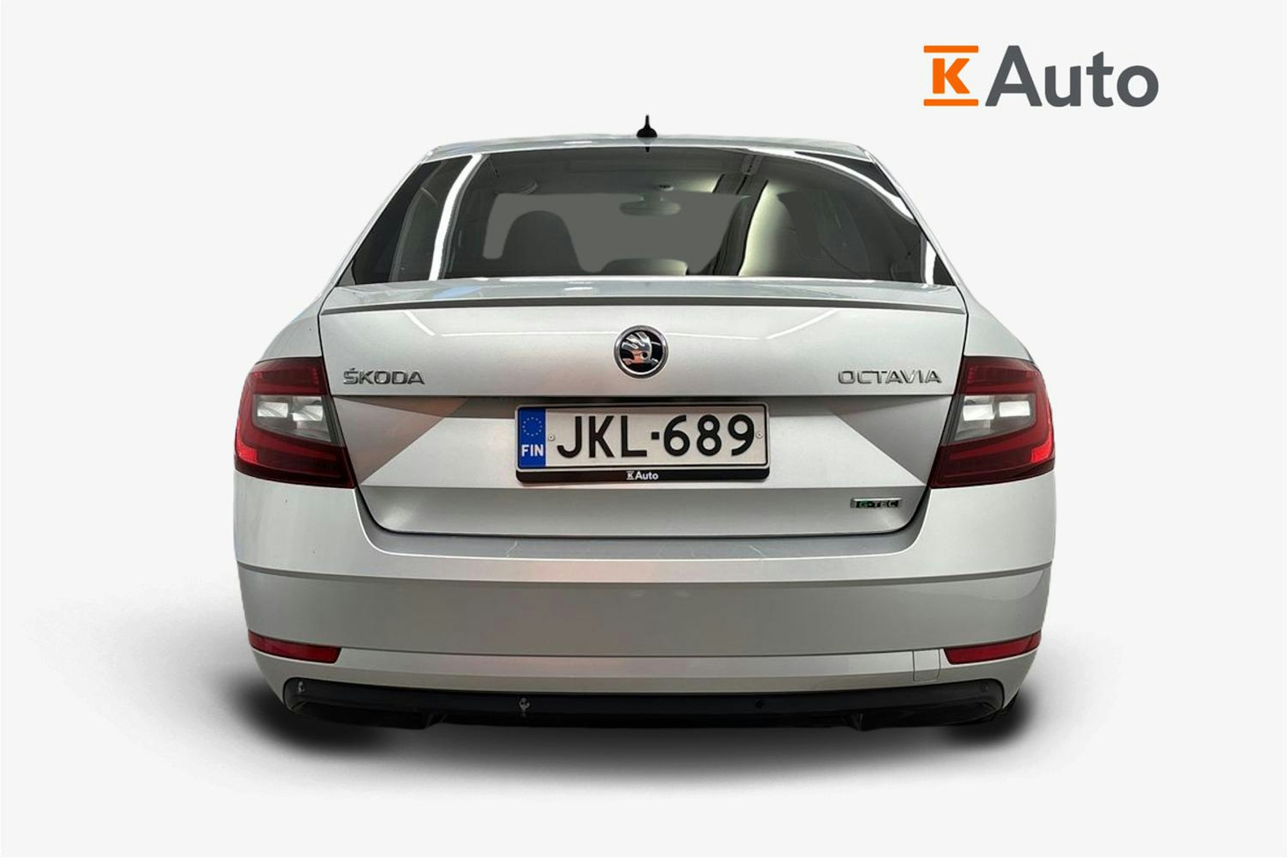 harmaa Skoda Octavia 2018 kuva 3.