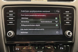 harmaa Skoda Octavia 2018 kuva 18.