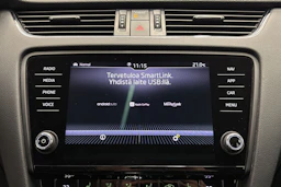 musta Skoda Octavia 2018 kuva 21.