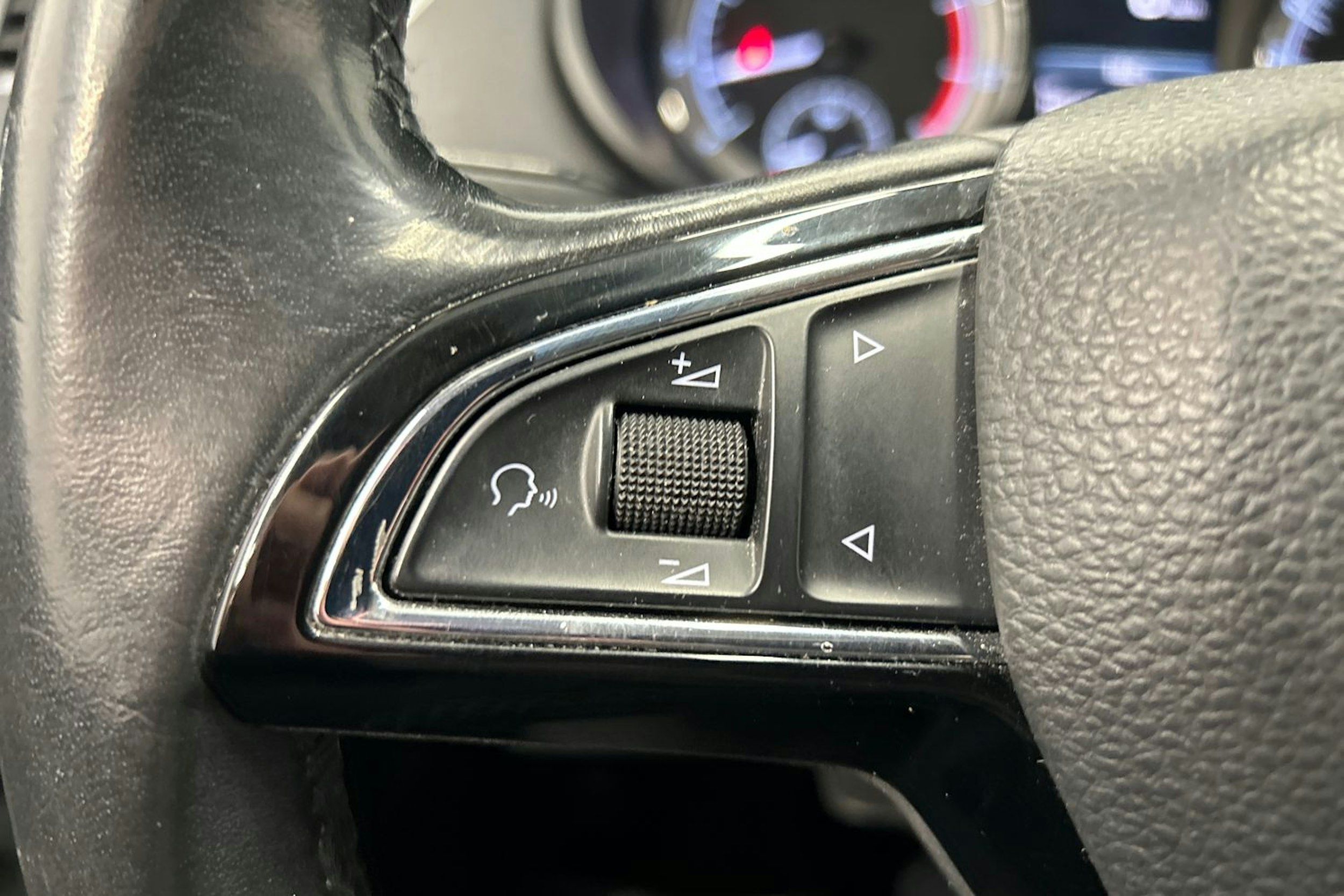 valkoinen Skoda Octavia 2018 kuva 18.