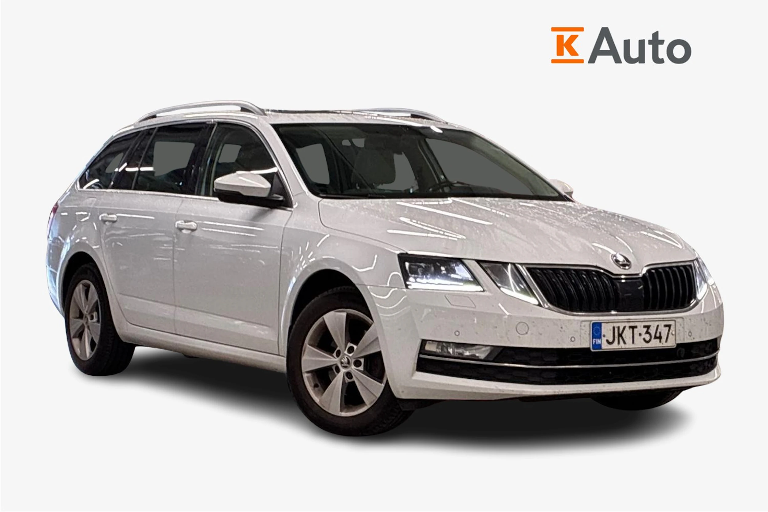 valkoinen Skoda Octavia 2018 kuva 1.
