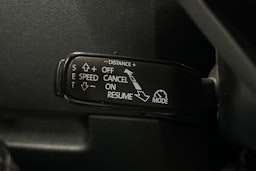 harmaa Skoda Octavia 2018 kuva 20.