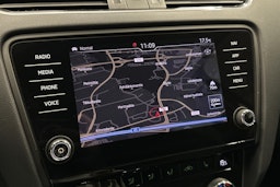 harmaa Skoda Octavia 2018 kuva 22.