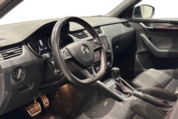 valkoinen Skoda Octavia 2018 kuva 7.