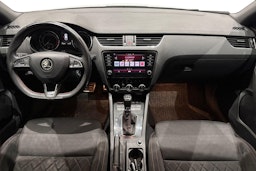 valkoinen Skoda Octavia 2018 kuva 9.