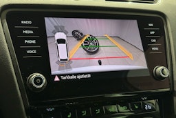 valkoinen Skoda Octavia 2018 kuva 23.