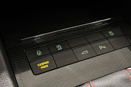 valkoinen Skoda Octavia 2018 kuva 30.