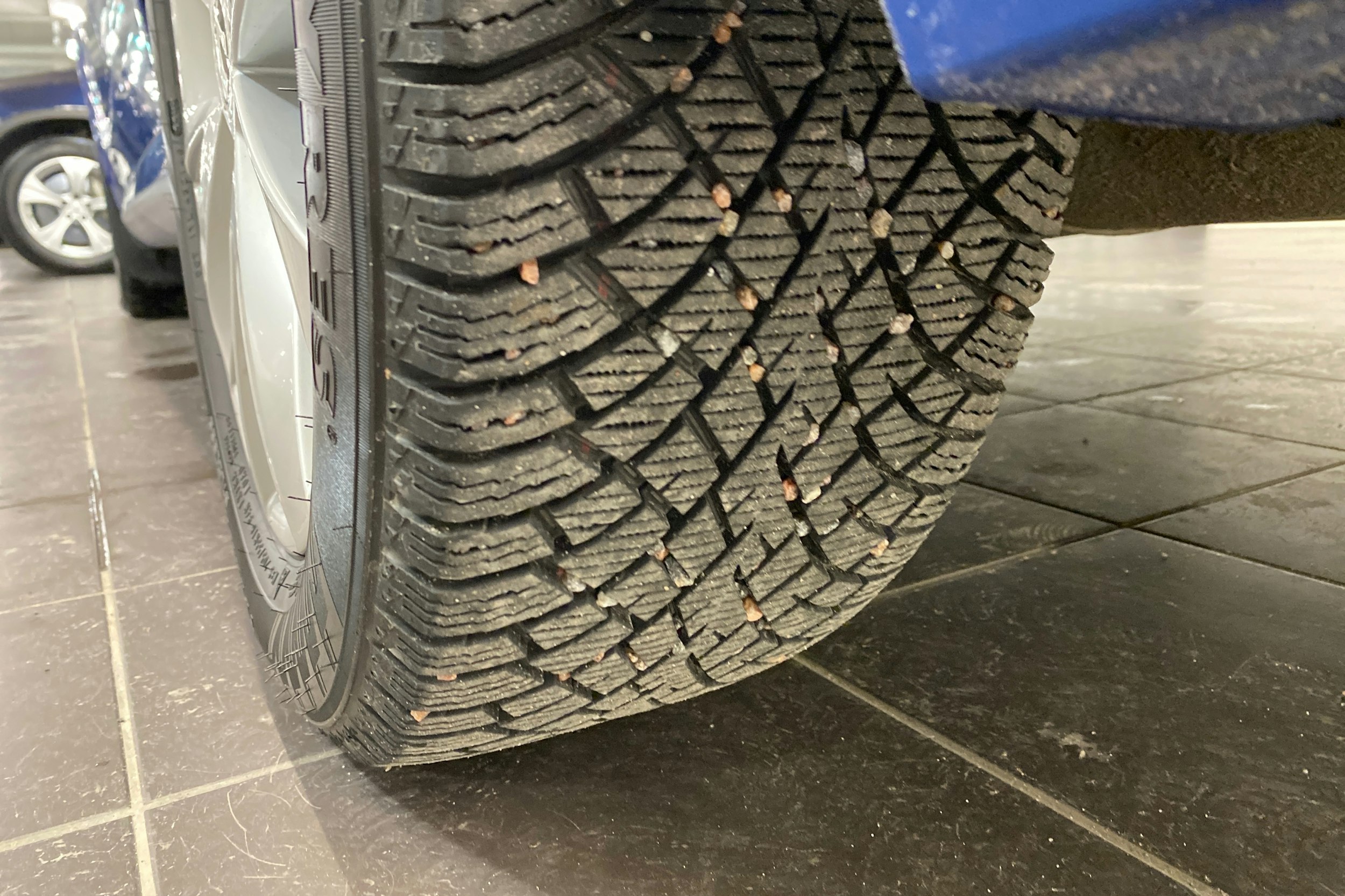 sininen Skoda Octavia 2018 kuva 13.