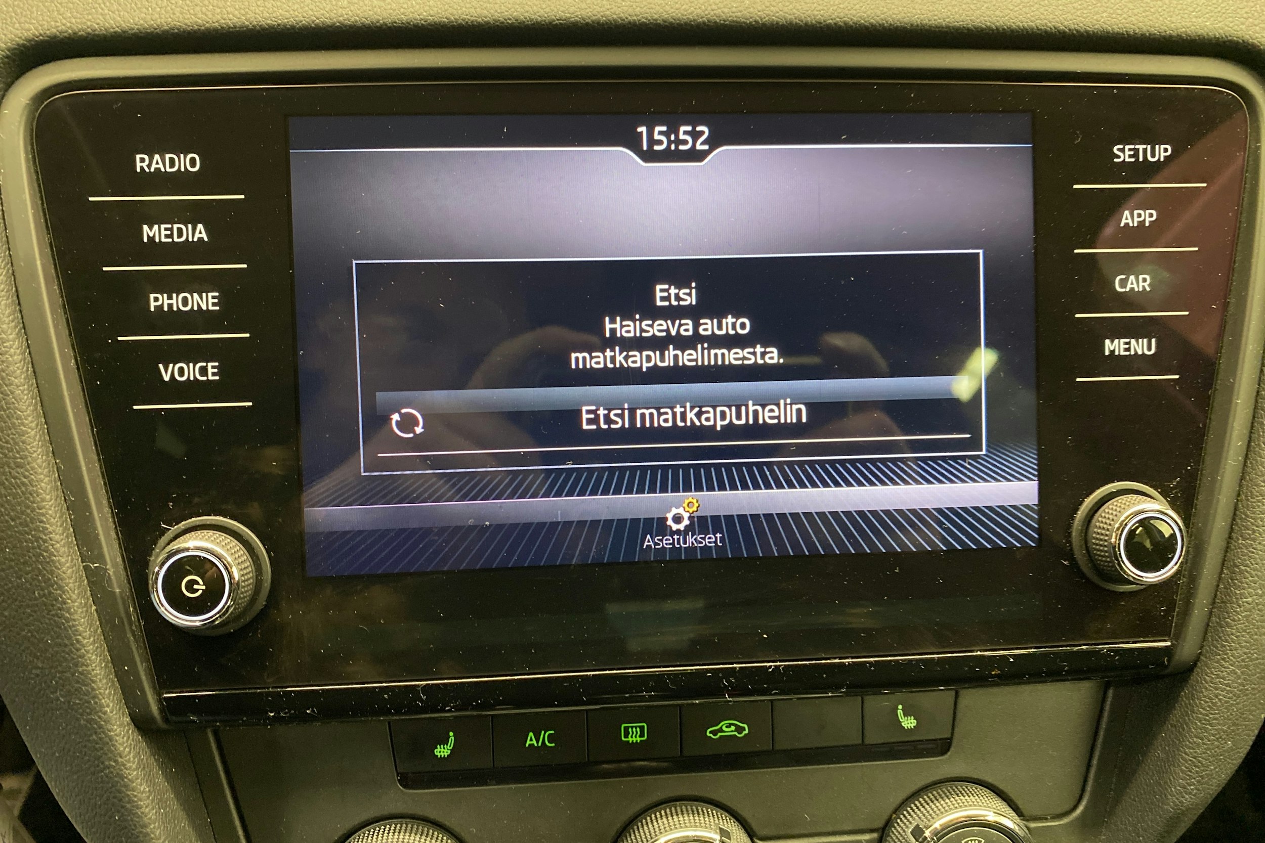 sininen Skoda Octavia 2018 kuva 18.