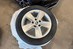 sininen Skoda Octavia 2018 kuva 10.