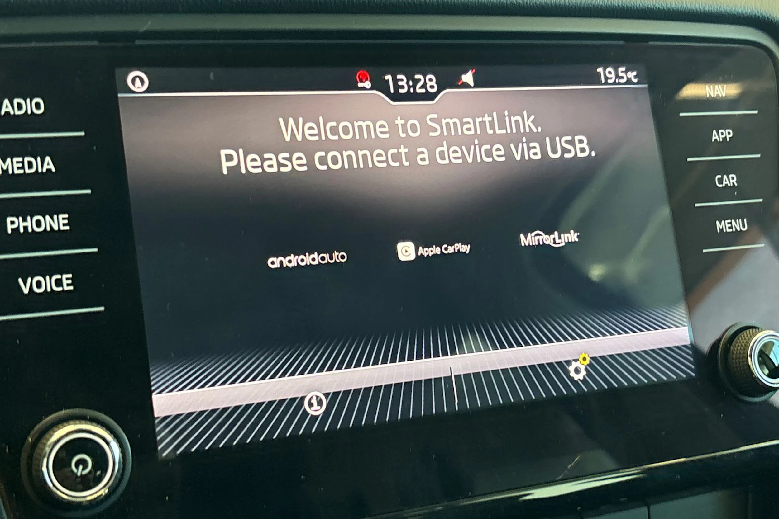 sininen Skoda Octavia 2018 kuva 22.