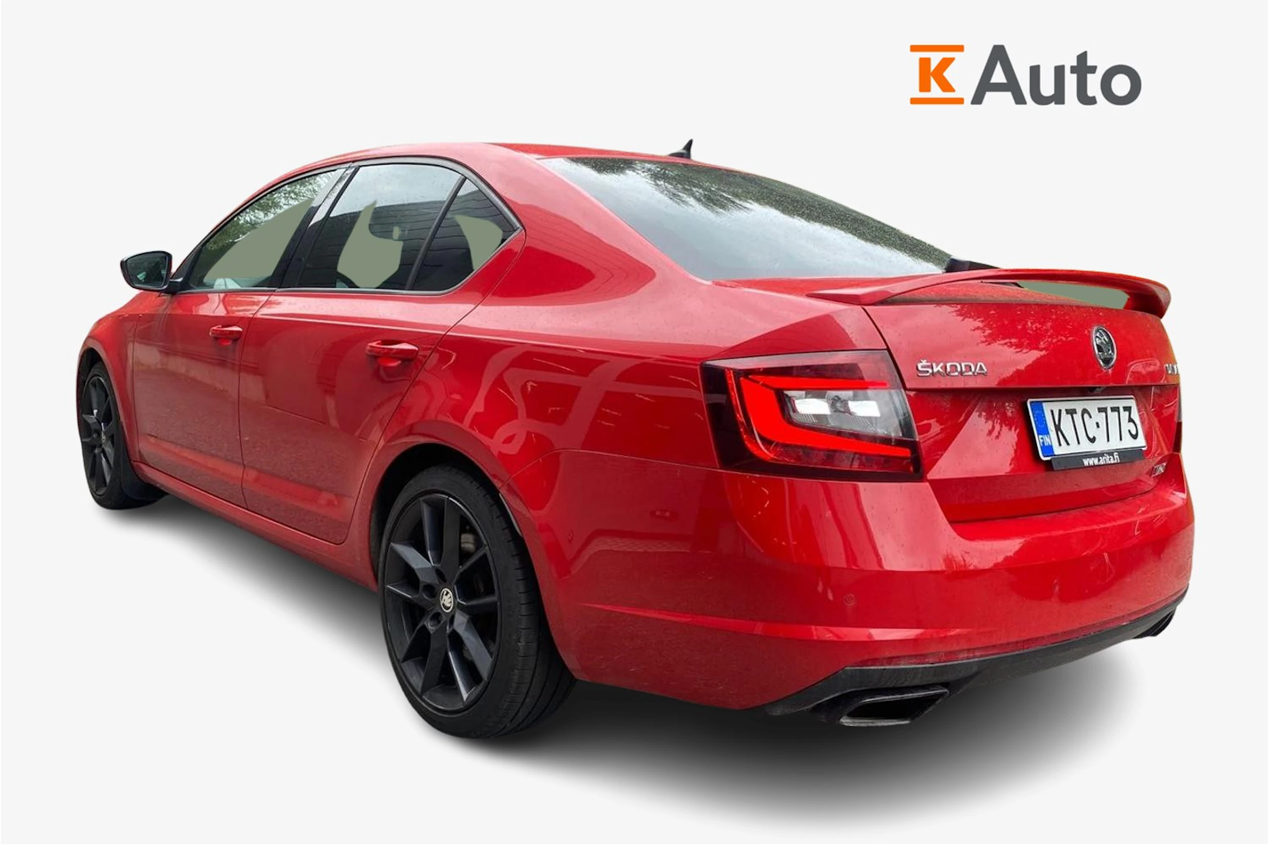 Punainen Skoda OCTAVIA 2018 kuva 2.