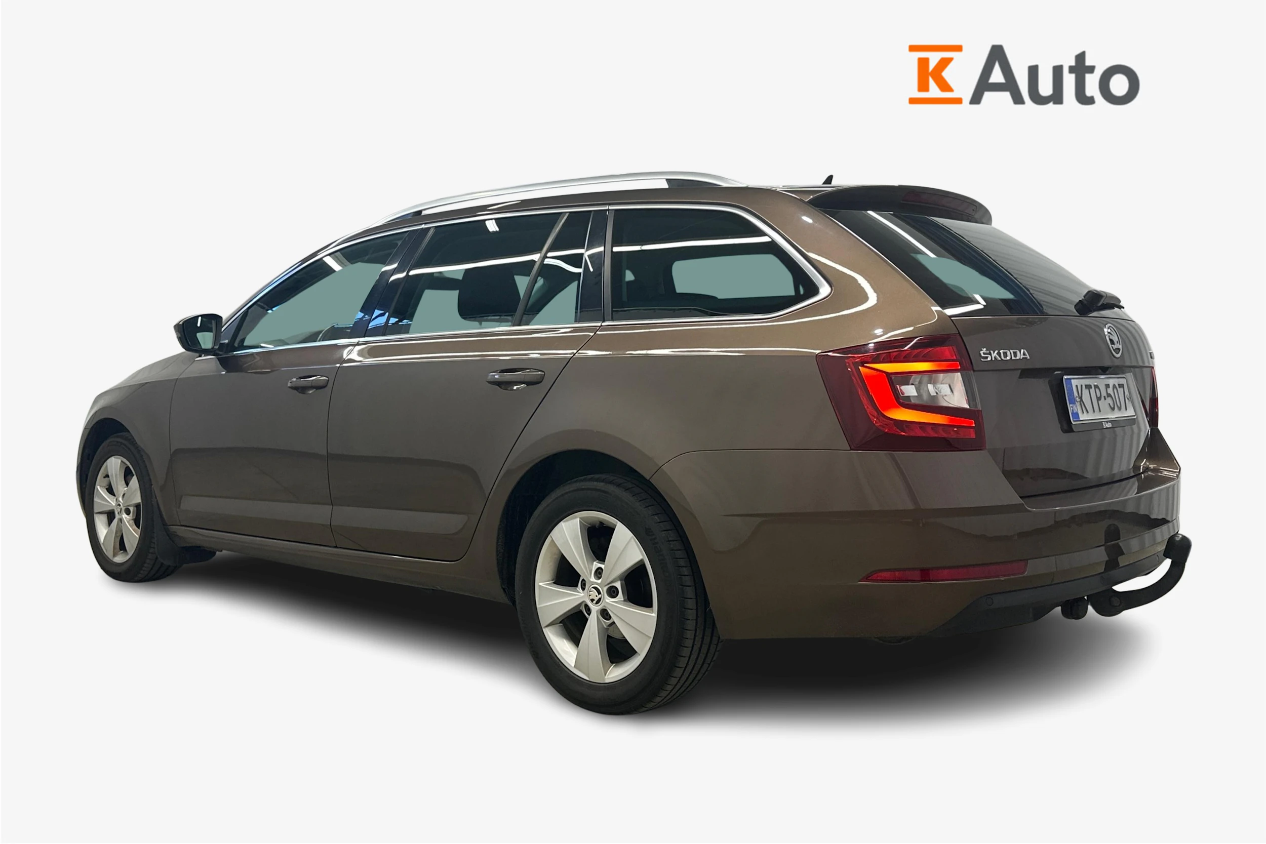 ruskea (beige) Skoda Octavia 2019 kuva 2.
