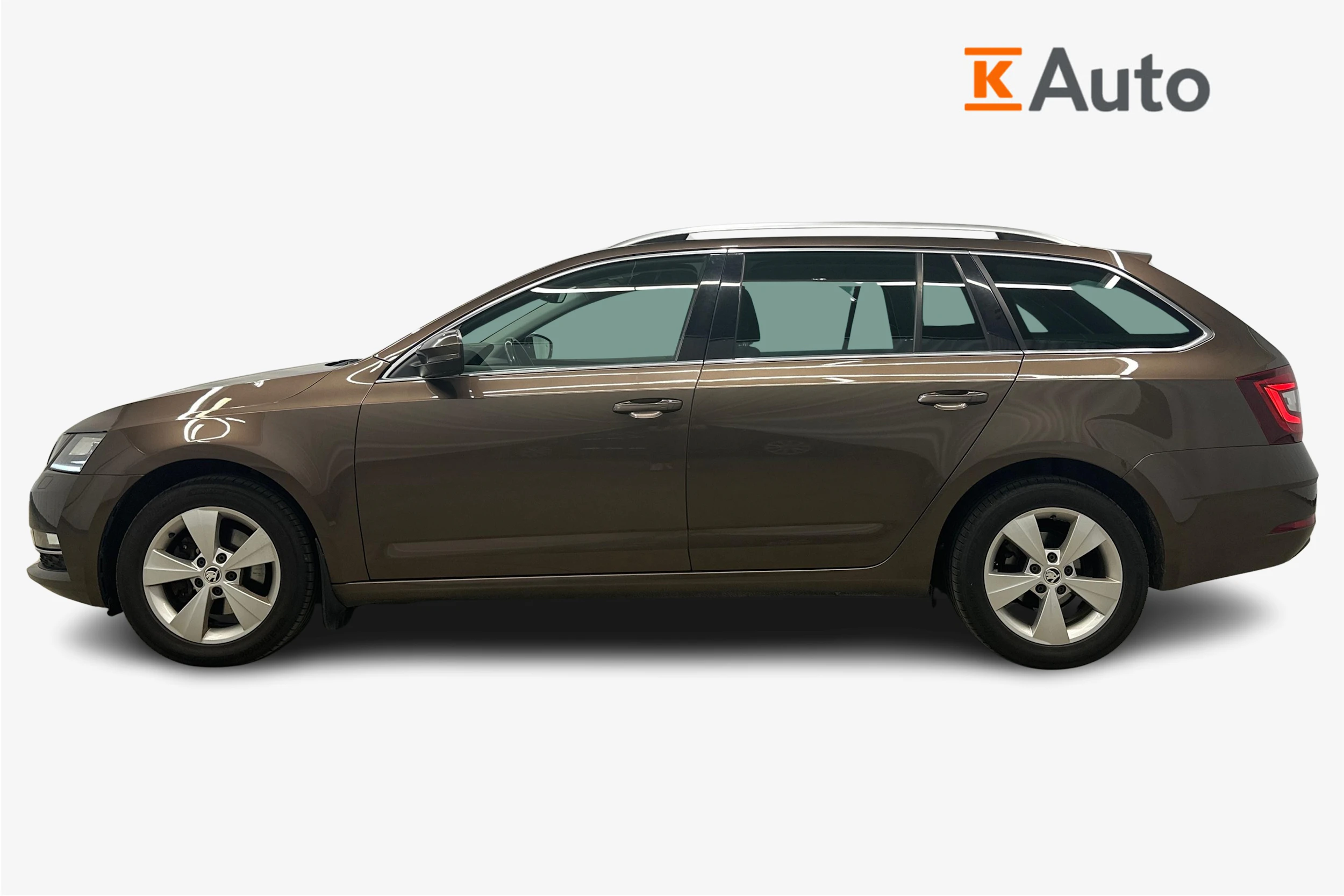 ruskea (beige) Skoda Octavia 2019 kuva 5.