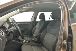 ruskea (beige) Skoda Octavia 2019 kuva 6.