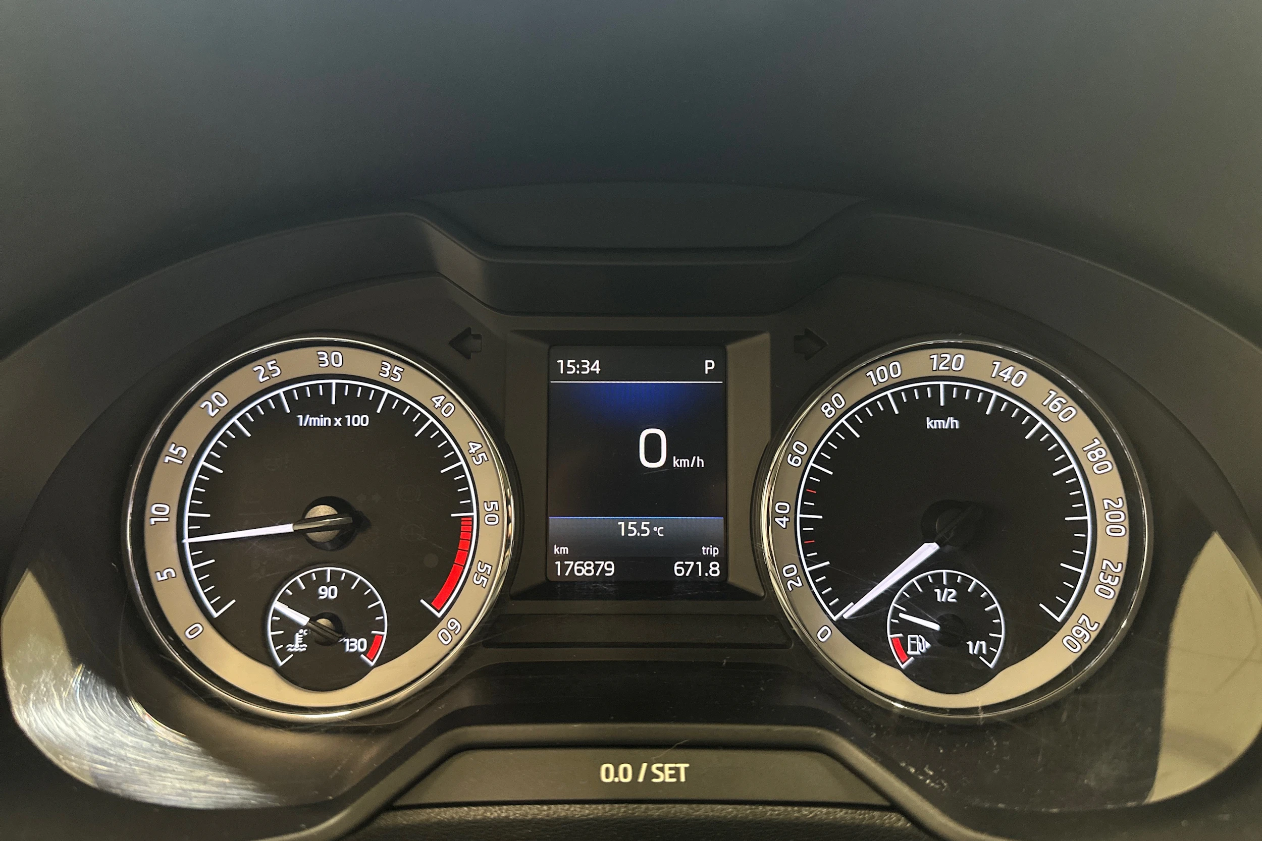 ruskea (beige) Skoda Octavia 2019 kuva 15.