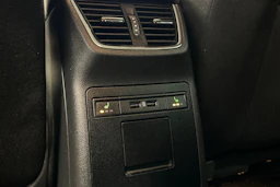 ruskea (beige) Skoda Octavia 2019 kuva 25.