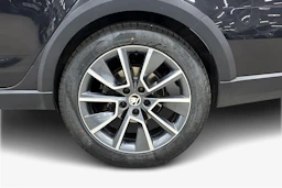 musta Skoda Octavia 2018 kuva 9.