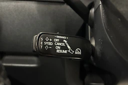 musta Skoda Octavia 2018 kuva 15.