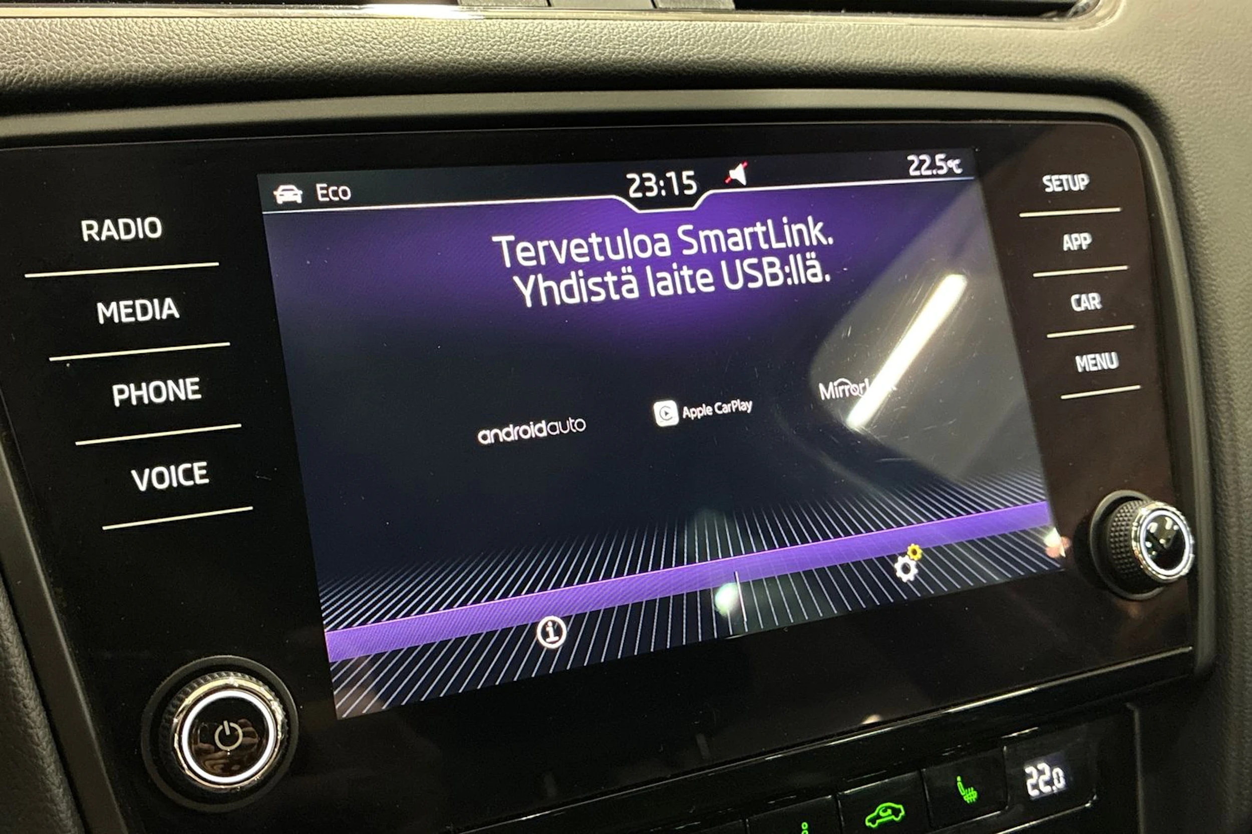 musta Skoda Octavia 2018 kuva 20.