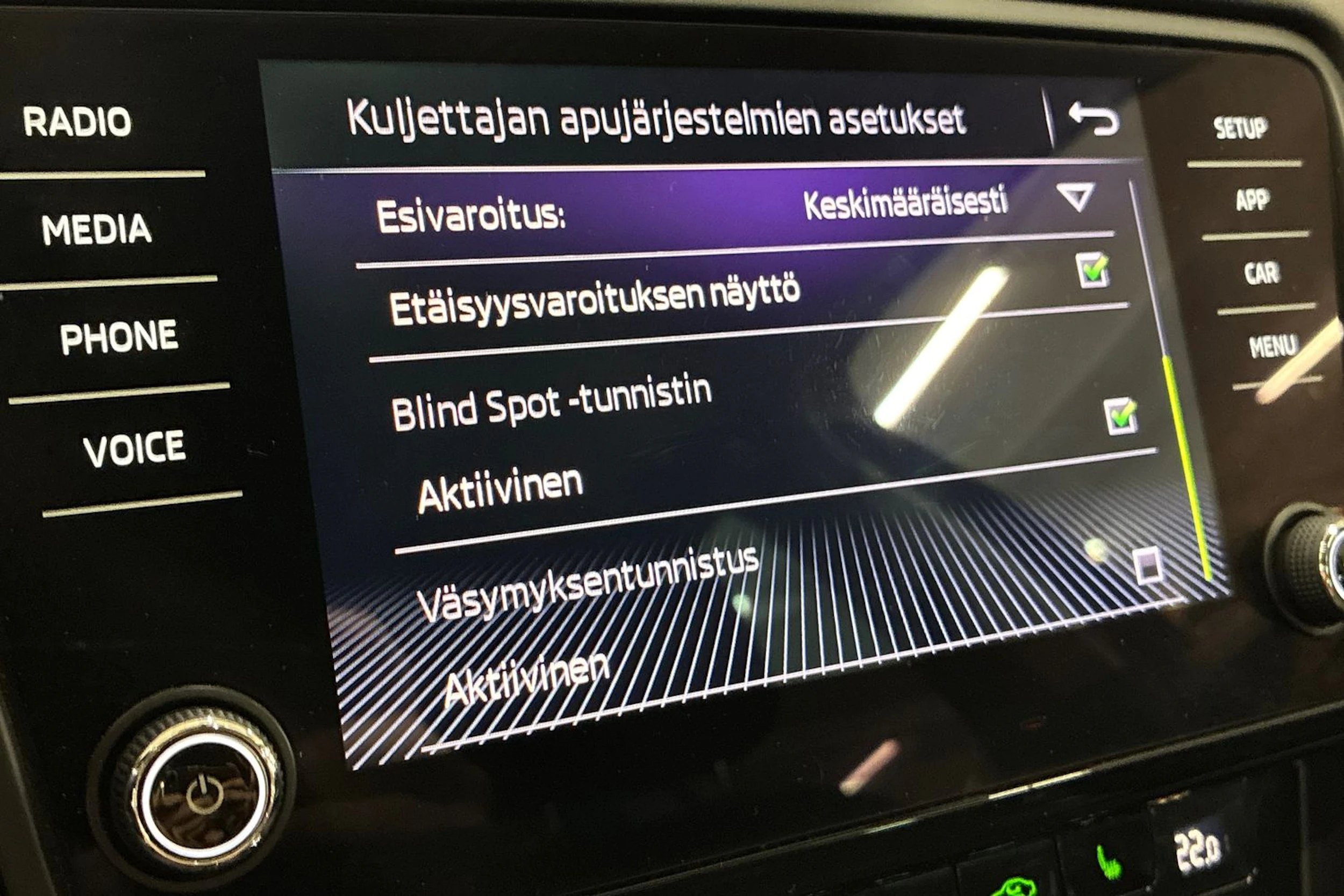 musta Skoda Octavia 2018 kuva 24.