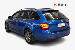 sininen Skoda Octavia 2018 kuva 2.