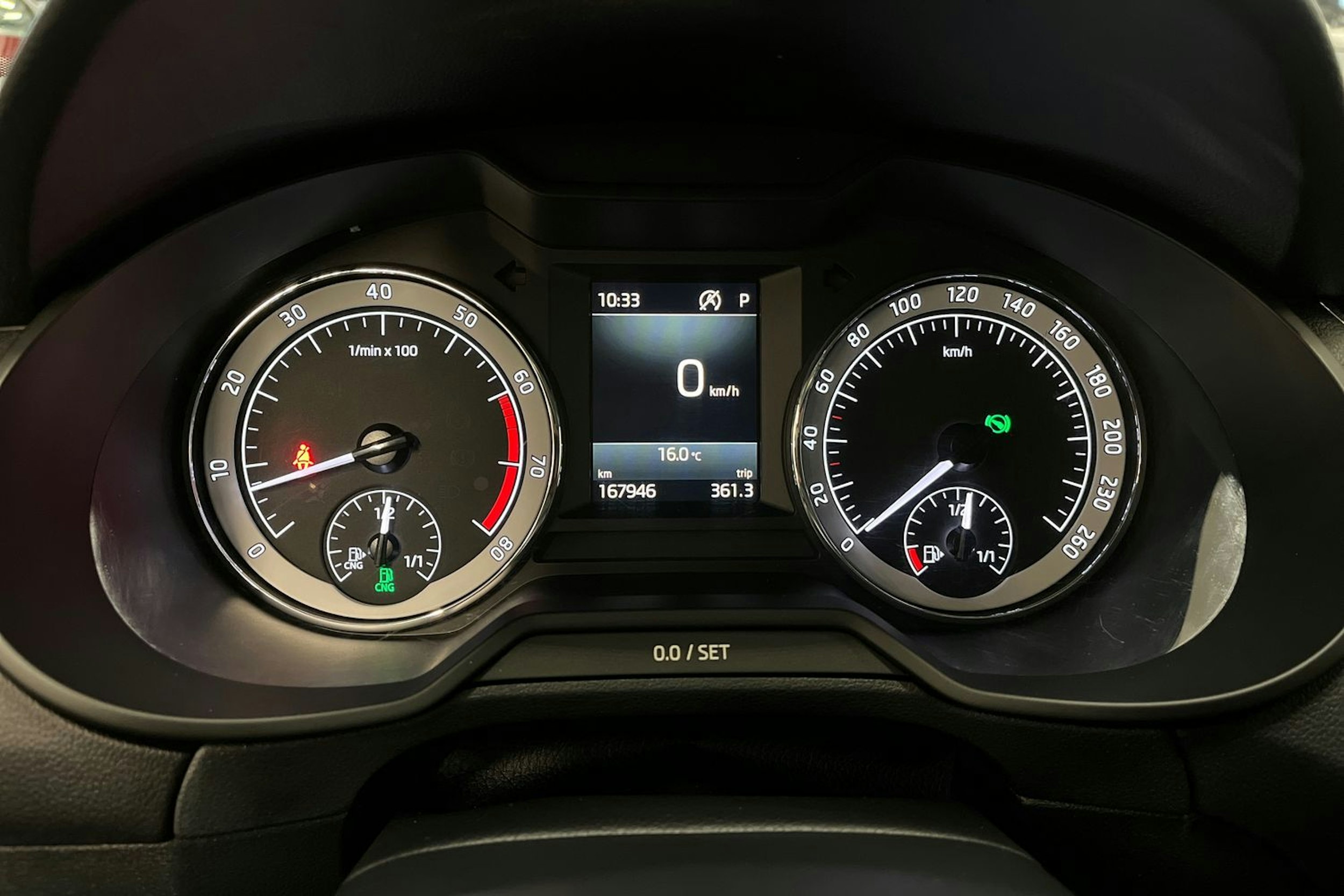 sininen Skoda Octavia 2018 kuva 18.