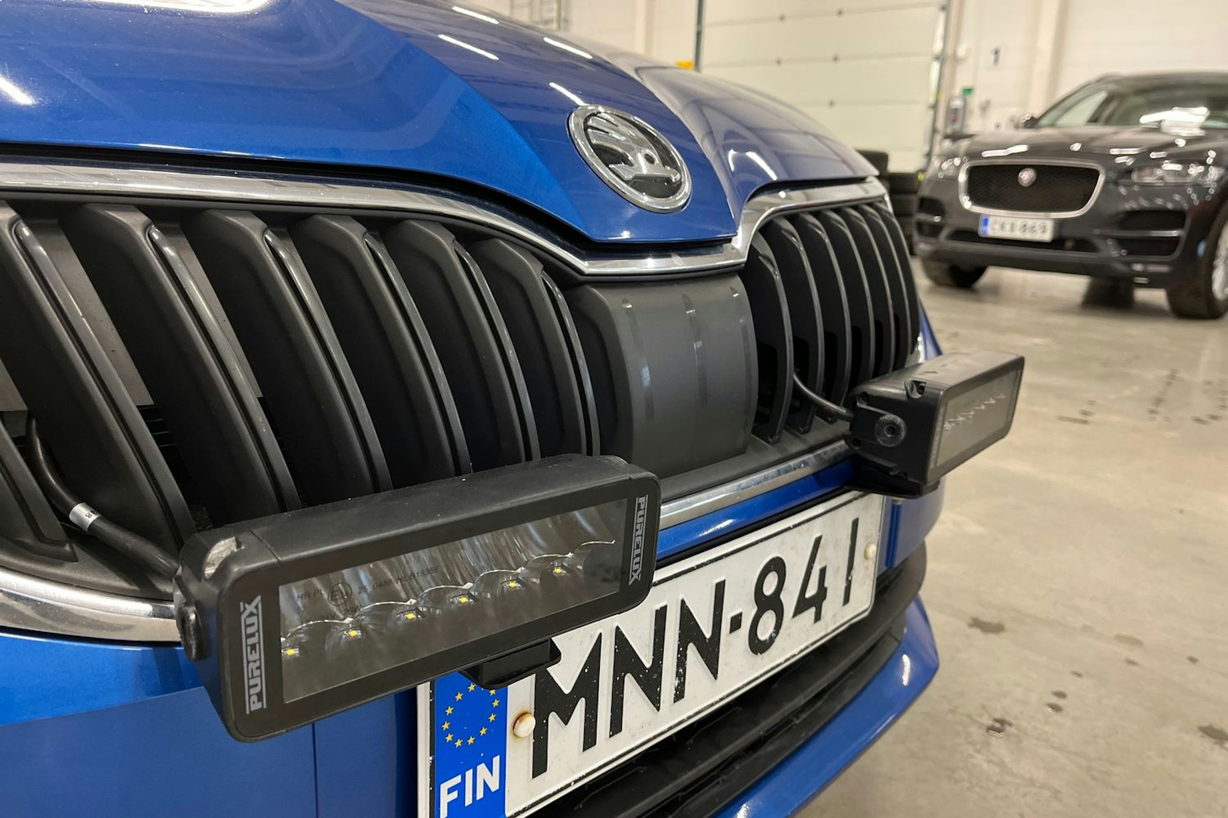 sininen Skoda Octavia 2018 kuva 32.