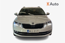 valkoinen Skoda Octavia 2018 kuva 5.