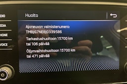 Valkoinen Skoda Octavia 2018 kuva 16.