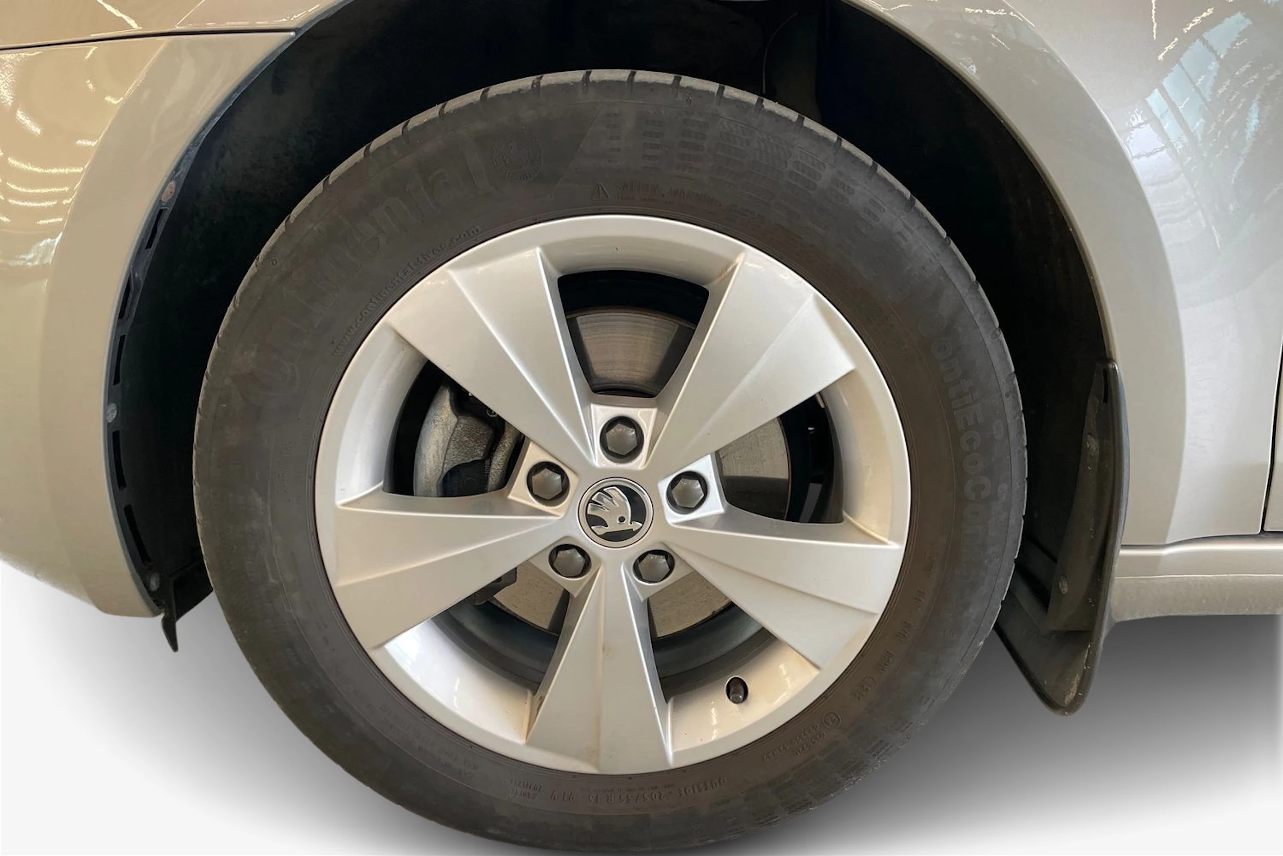 ruskea (beige) Skoda Octavia 2018 kuva 12.