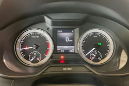 ruskea (beige) Skoda Octavia 2018 kuva 17.