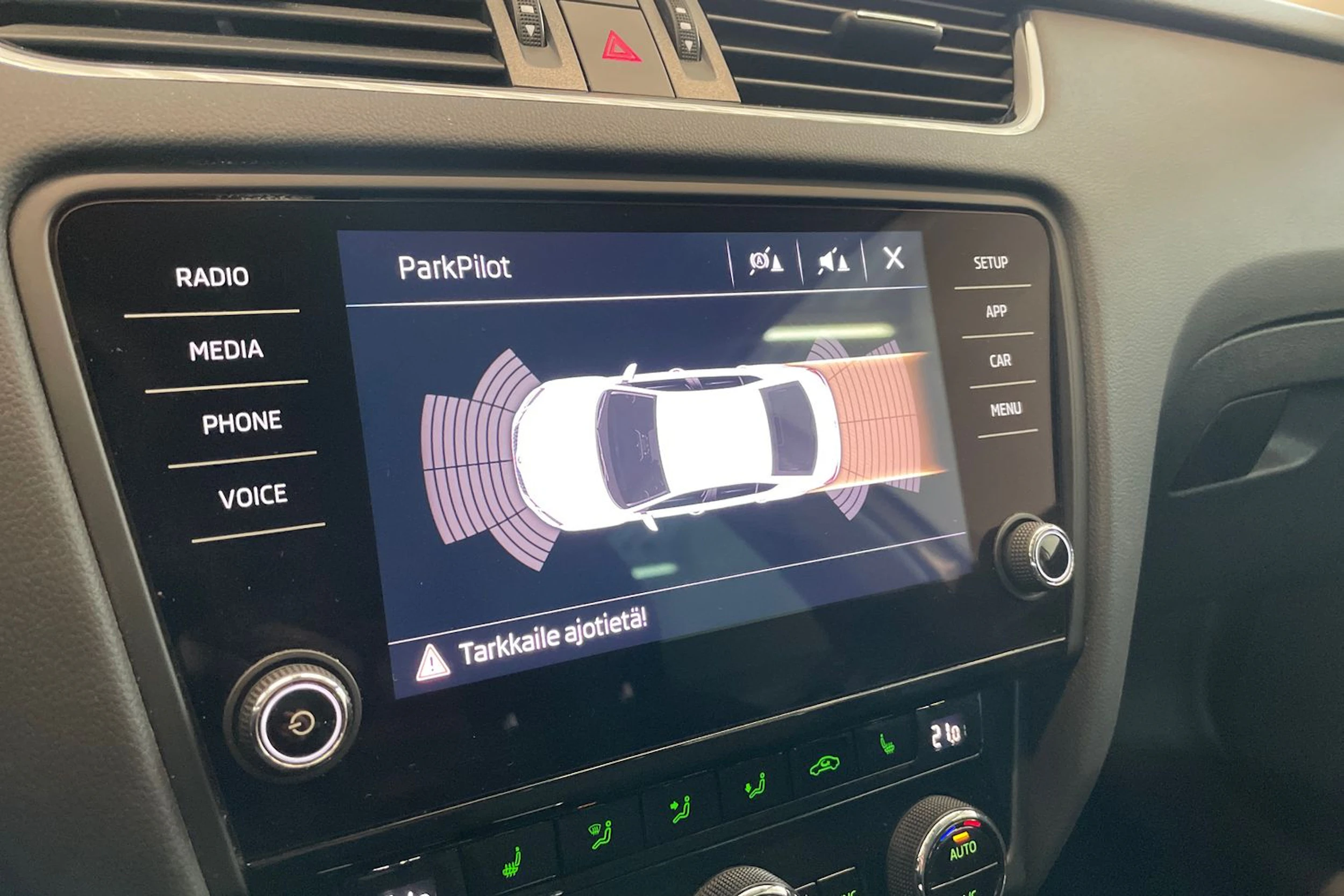 ruskea (beige) Skoda Octavia 2018 kuva 21.