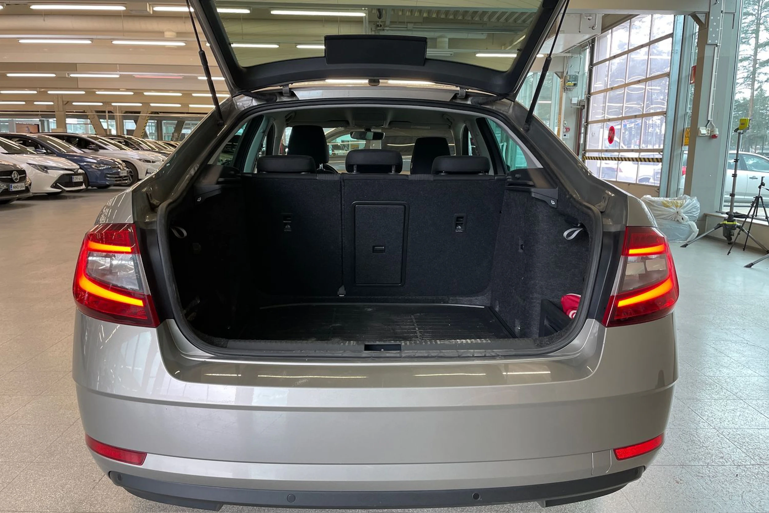 ruskea (beige) Skoda Octavia 2018 kuva 24.