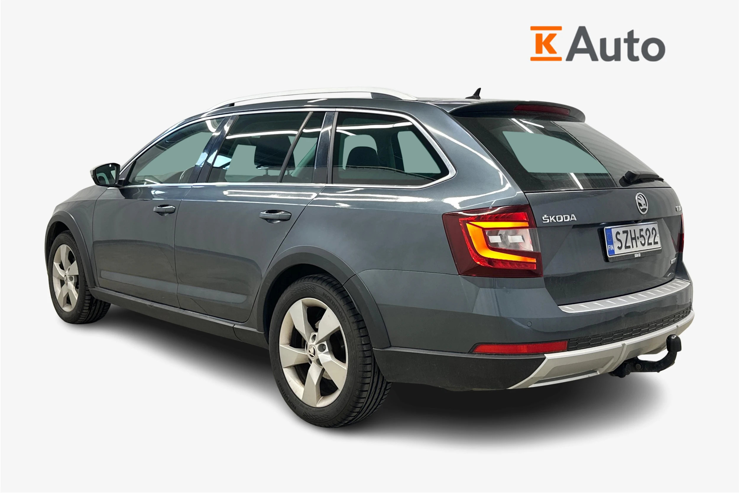 met. harmaa Skoda Octavia 2018 kuva 2.