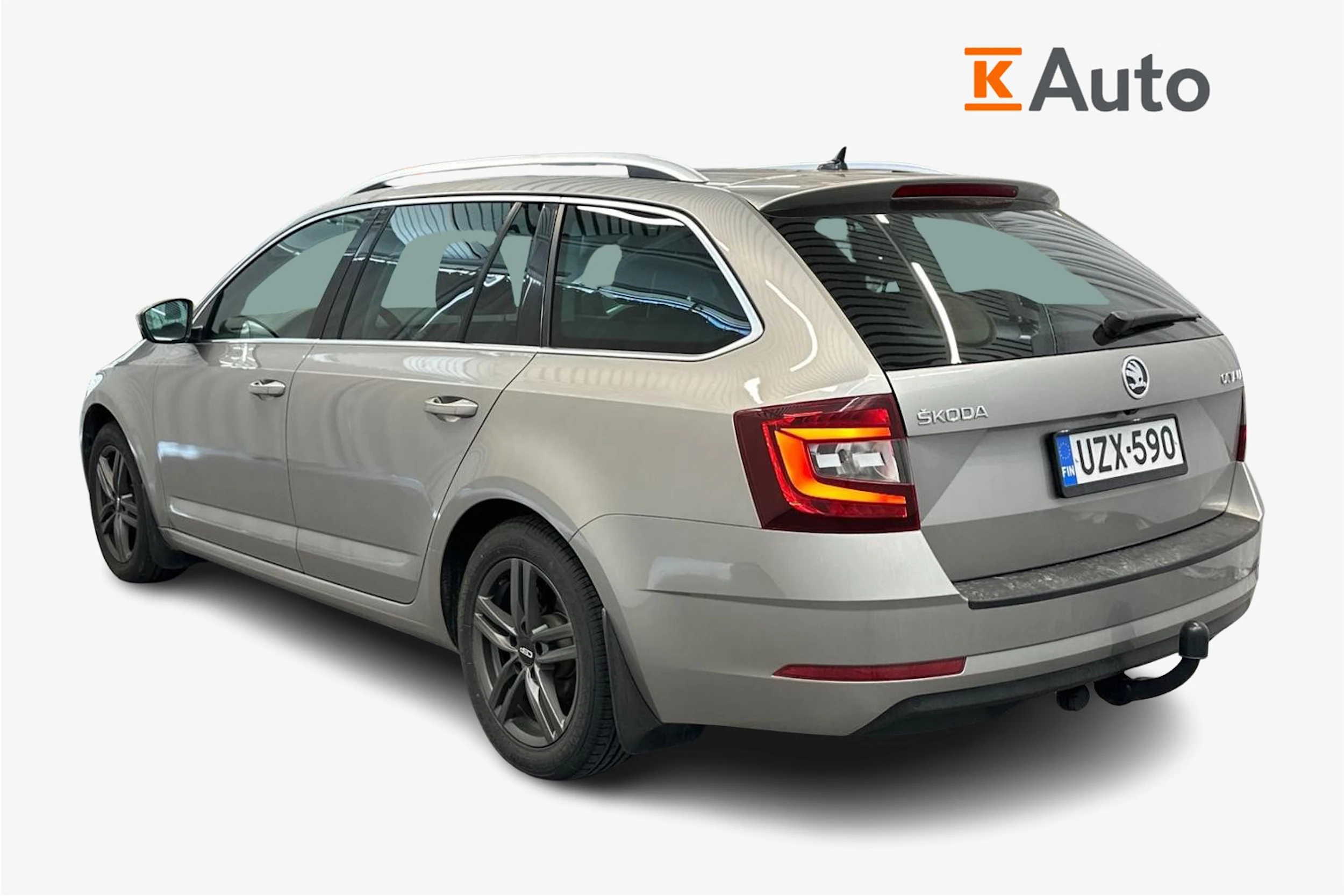 ruskea (beige) Skoda Octavia 2018 kuva 2.